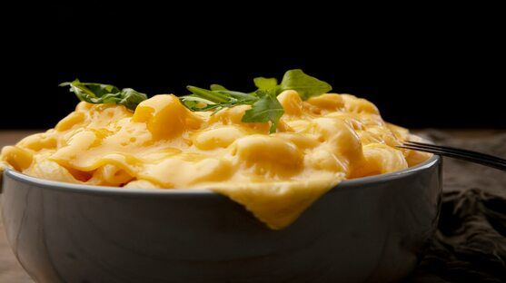 christmas-potluck-ideas-mac-and-cheese