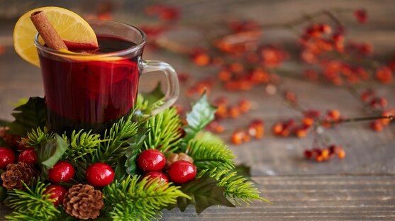 christmas-potluck-ideas-mulled-wine-